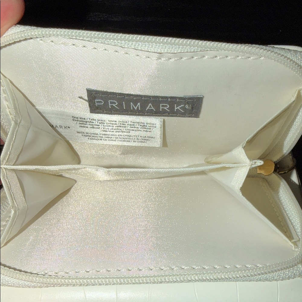 Primark Croc-Embossed Wallet - Picture 3 of 12